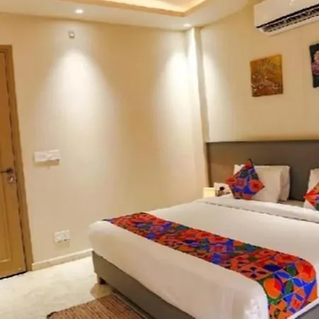 Hotel Global Corporate Noida-2